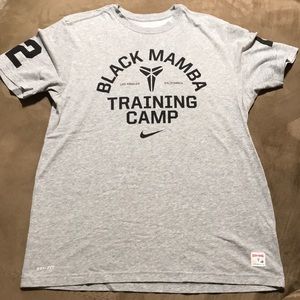 Nike Men’s Kobe gray tee - sz L (fits like sz M)
